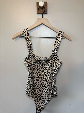 Saints and Hearts Cheetah Print Bodysuit Size Small